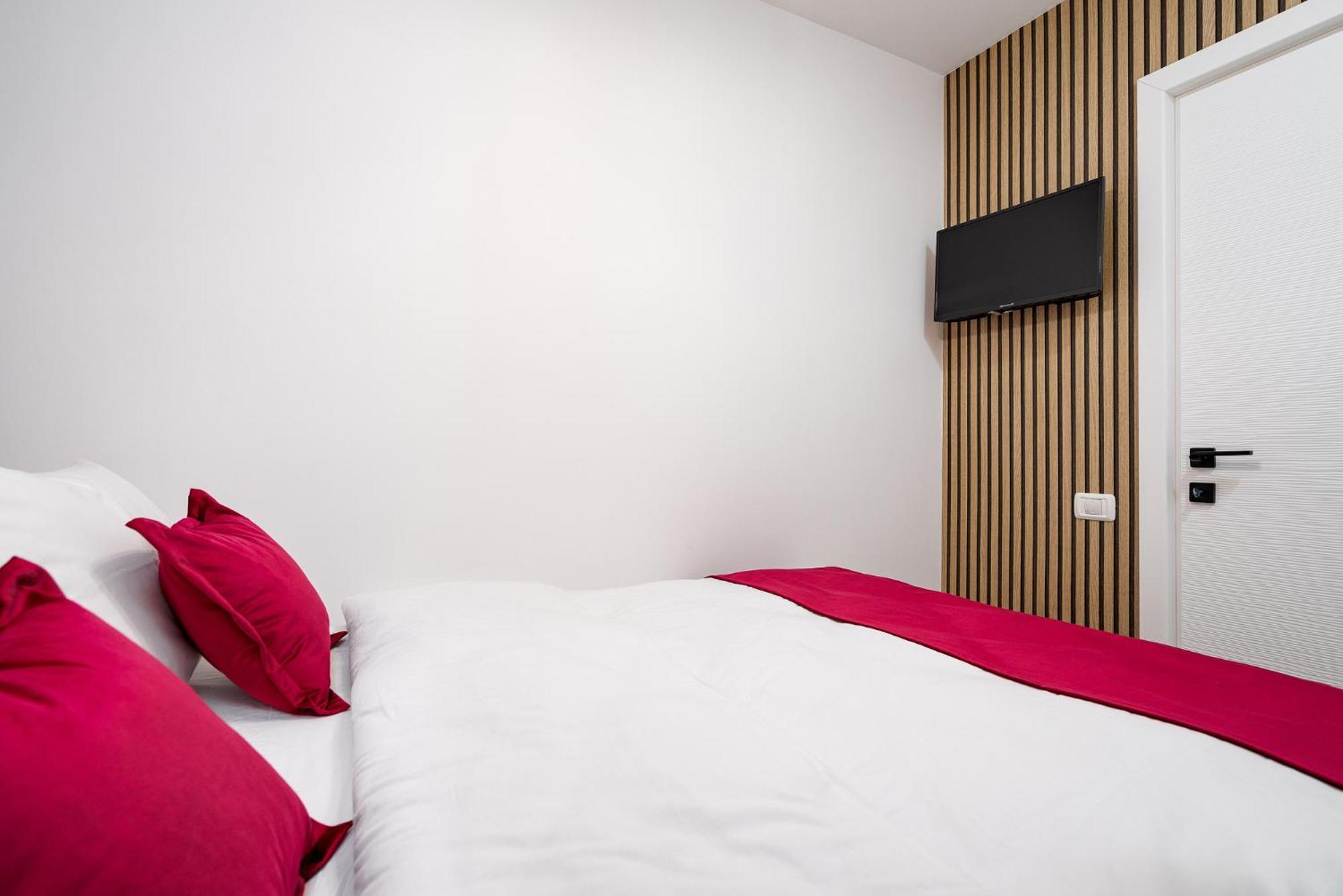 Apartament Cooper And Wood Elegance Orizont Galleries *