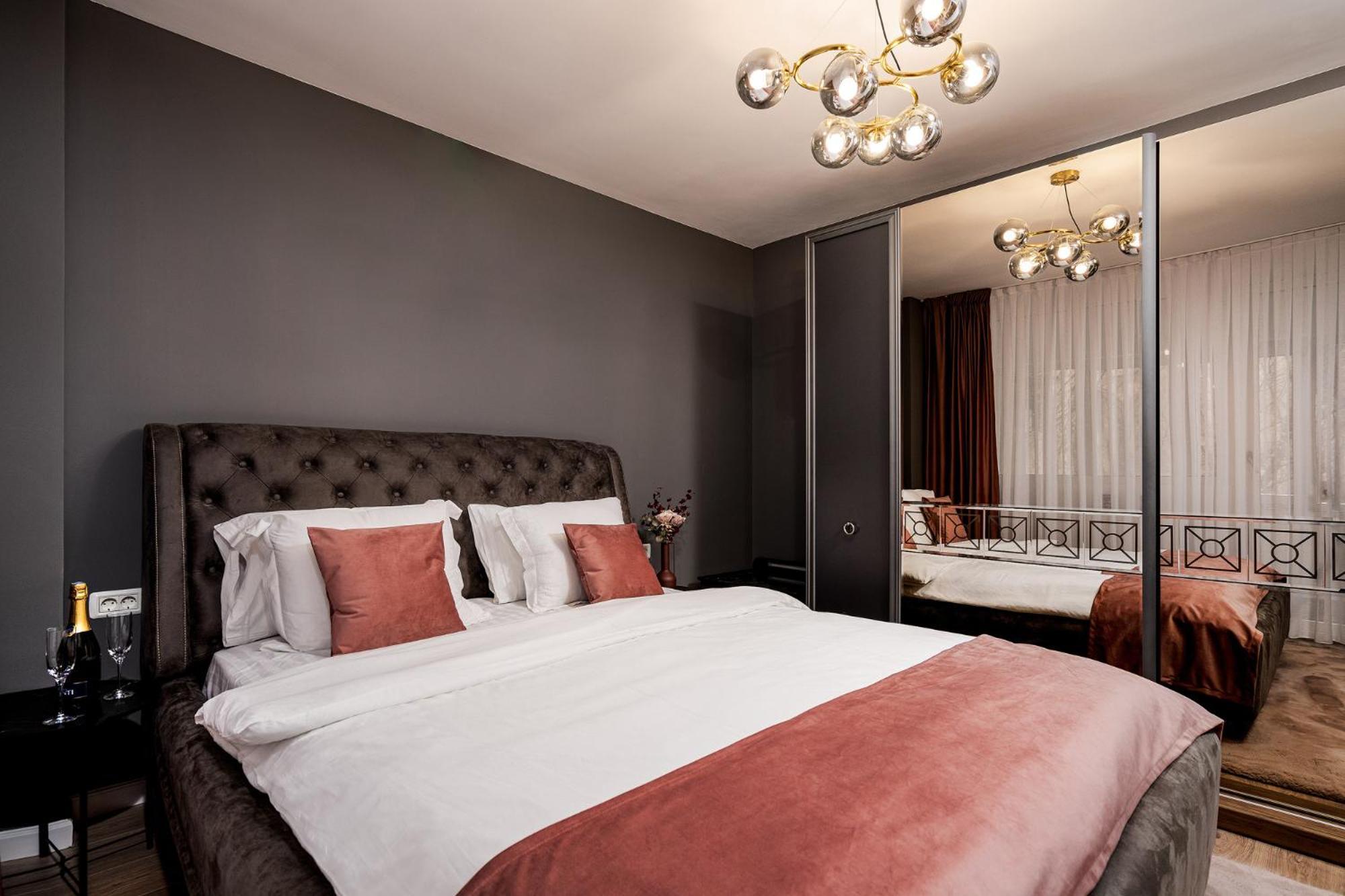 Apartament Cooper And Wood Elegance Orizont Galleries